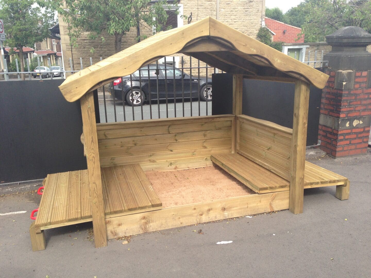 playhouse-sandbox